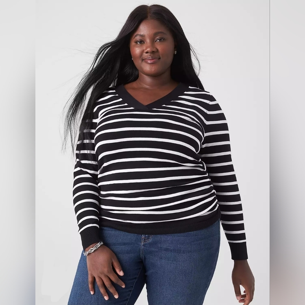 Lane Bryant Fitted Long-Sleeve V-Neck Ruched Pullover Sweater Size 18/20